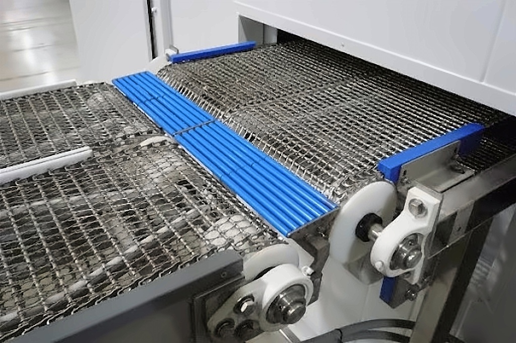 Stainless steel wire mesh spiral freezer belt infeed